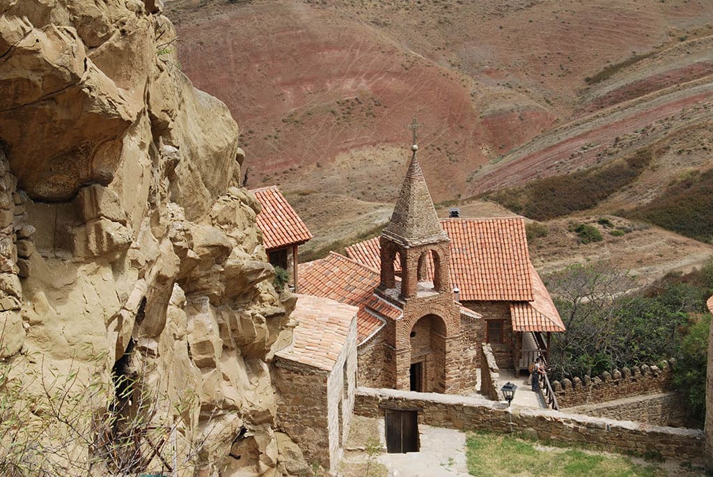 Давидо Гареджийский монастырь одна из главных религиозных достопримечательностей Грузии