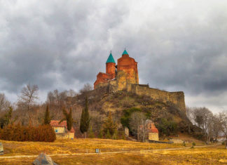 Греми – замок, сошедший с картины