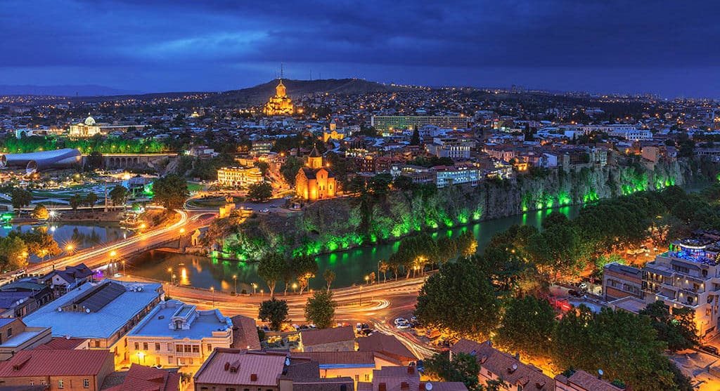 Панорама ночного Тбилиси