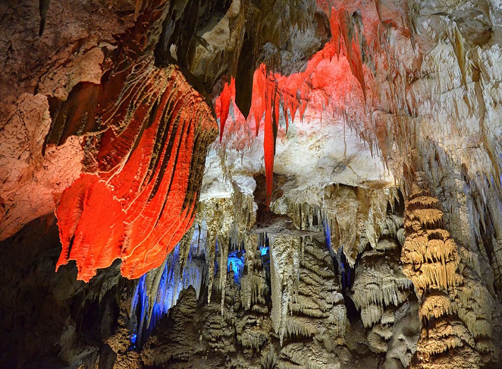 Пещера Прометея. Грузия