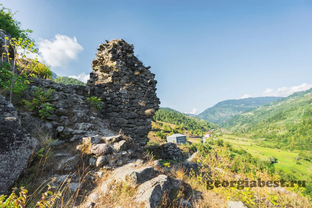 Крепость Отолта, Шуахеви