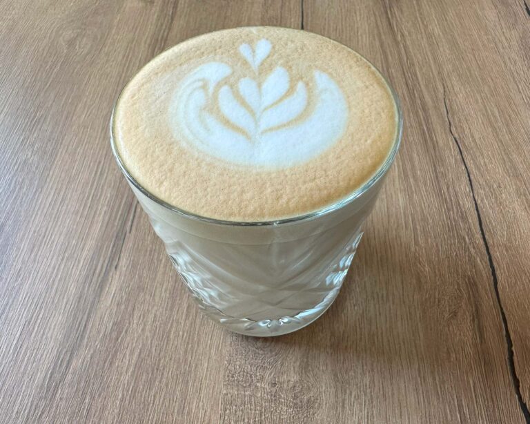 Latte at Coffee Line