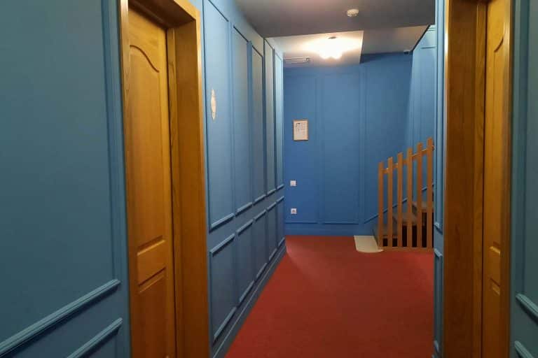 koridor v Amante Narikala Boutique Hotel