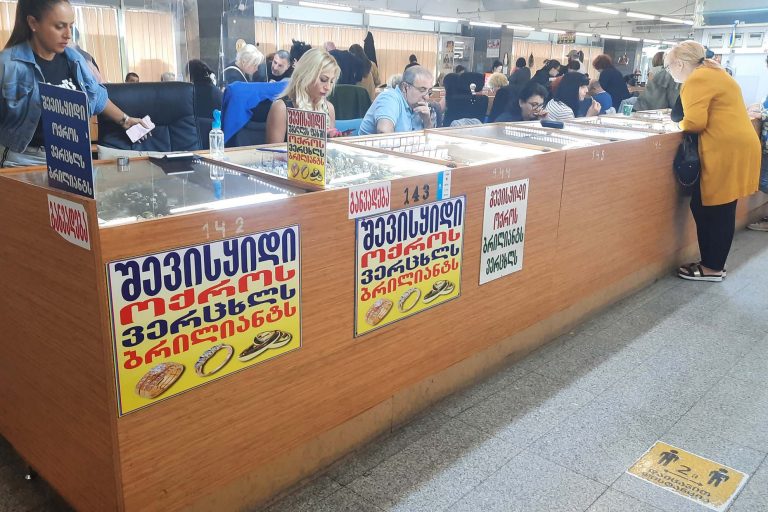 Prilavok na zolotom rinke