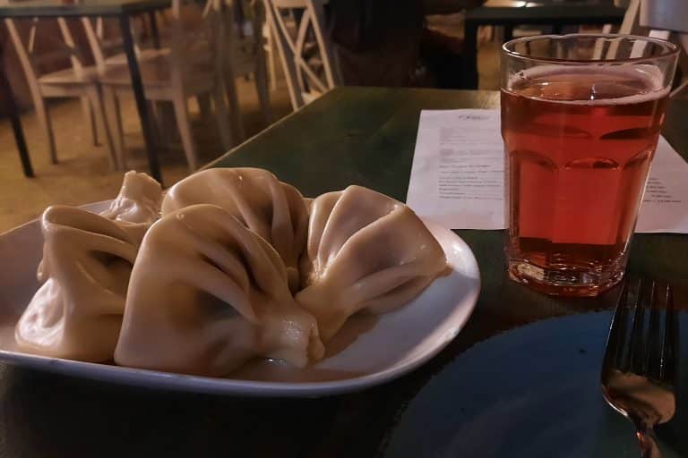 Khinkali v restorane Klikes Khinkali