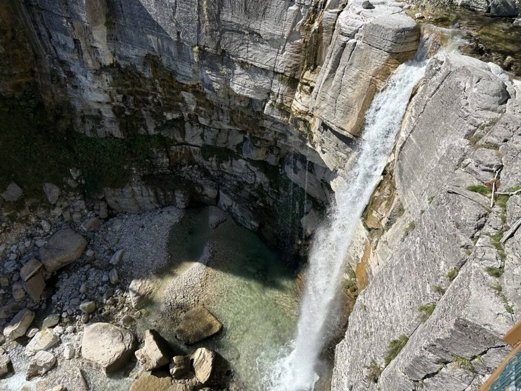 Kinchkha waterfall and lagoon from above